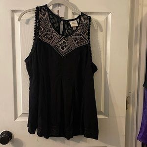 Black w/Embroidered Yoke Gauze Tank